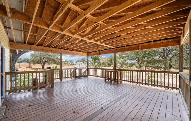 106  Hickory Cir, Floresville, TX 78114 — photo 9