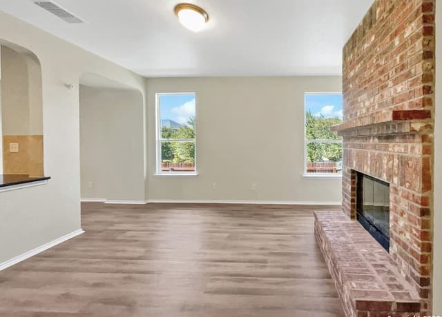 8403  Brazos, San Antonio, TX 78252 — photo 11