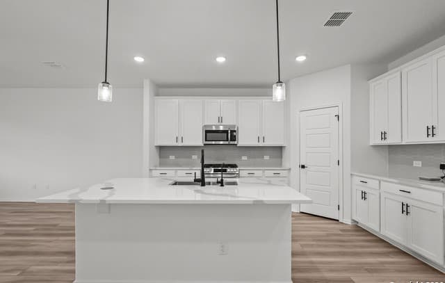 6911  Comanche Cave, San Antonio, TX 78247 — photo 10