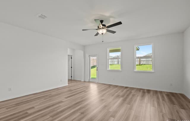 6911  Comanche Cave, San Antonio, TX 78247 — photo 14