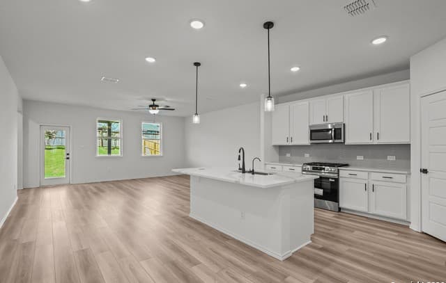 6911  Comanche Cave, San Antonio, TX 78247 — photo 8