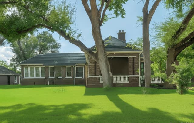 148 E Elsmere