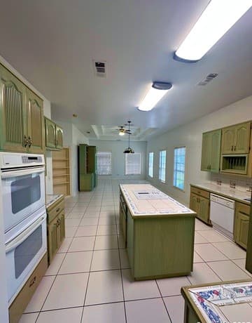 508  Lagunillas, Charlotte, TX 78011 — photo 13