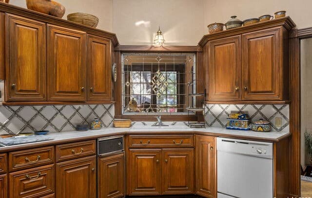 9003  Village Dr, San Antonio, TX 78217 — photo 16