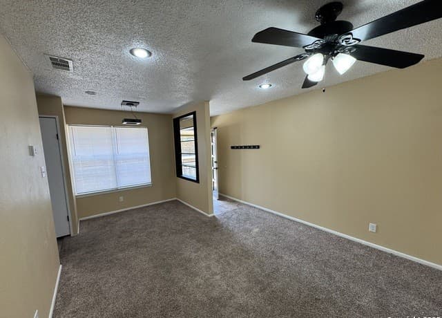 923  Vance Jackson Unit 1406, San Antonio, TX 78201 — photo 11