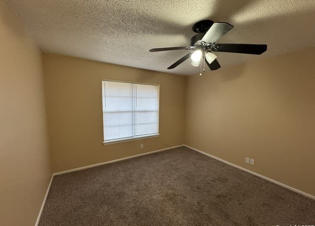 923  Vance Jackson Unit 1406, San Antonio, TX 78201 — photo 14