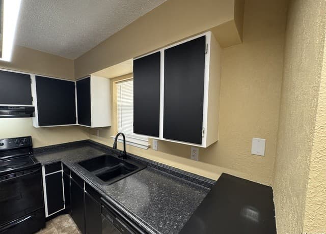 923  Vance Jackson Unit 1406, San Antonio, TX 78201 — photo 23