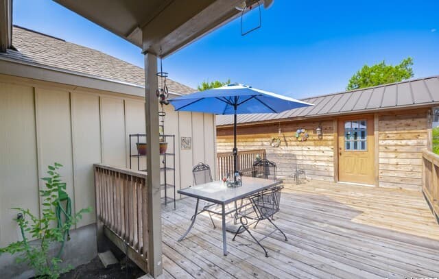 107  Garrett Way, Canyon Lake, TX 78133 — photo 22