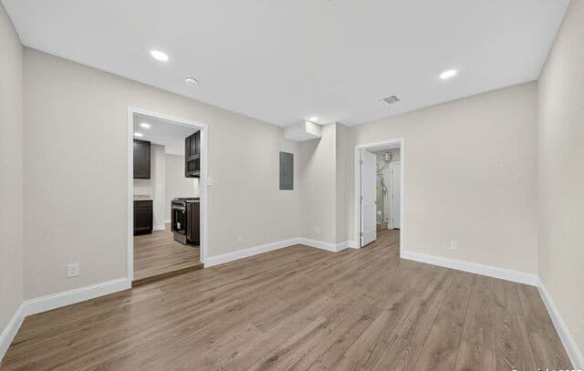 218  Park Ln, Universal City, TX 78148 — photo 10