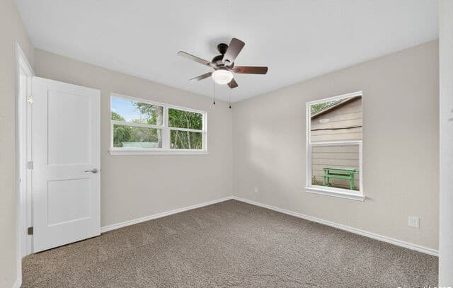 218  Park Ln, Universal City, TX 78148 — photo 13