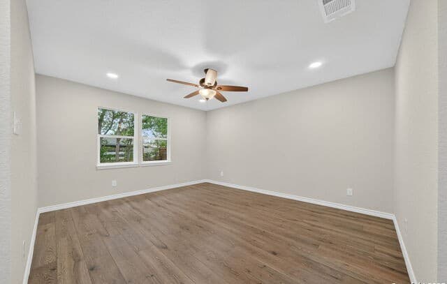 218  Park Ln, Universal City, TX 78148 — photo 3