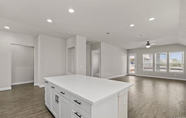 6533  Crockett Cv, Schertz, TX 78108 — photo 13