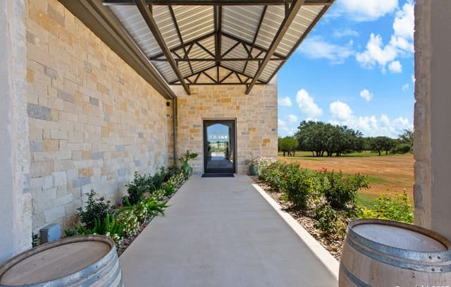 229  Resort Ct, Fredericksburg, TX 78624 — photo 10