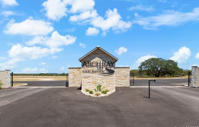 229  Resort Ct, Fredericksburg, TX 78624 — photo 21