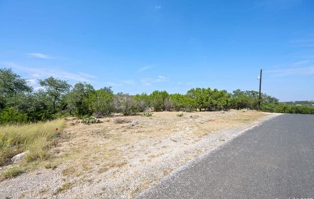 1056  Flagstone, San Antonio, TX 78260 — photo 6