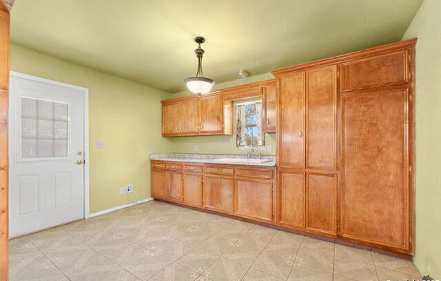 465  Oriente, Pleasanton, TX 78064 — photo 22