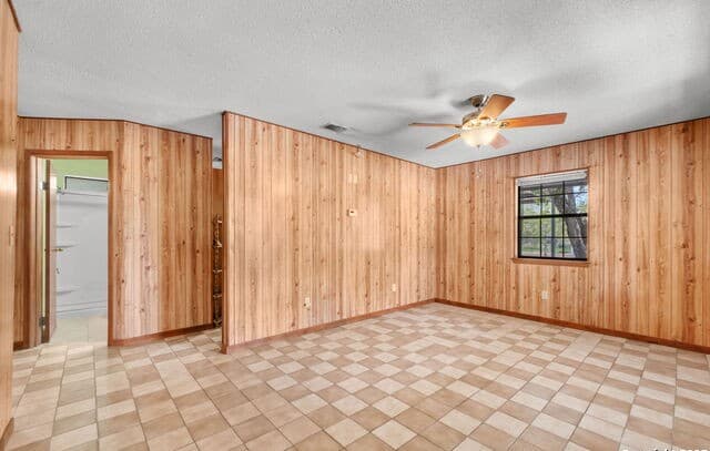 465  Oriente, Pleasanton, TX 78064 — photo 9