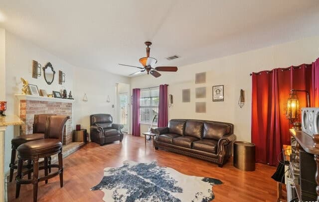13358  Tusayan, Universal City, TX 78148 — photo 8