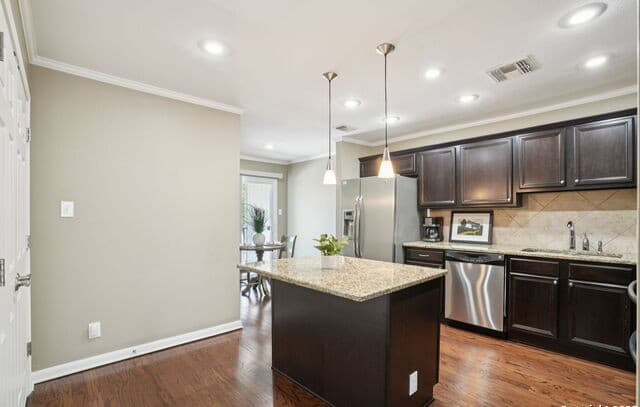 100  Lorenz Unit 1204, San Antonio, TX 78209 — photo 8