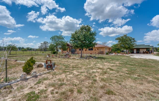 300 County Road 324