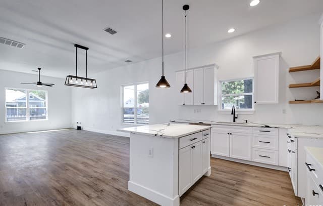 2425  Monterey St, San Antonio, TX 78207 — photo 13