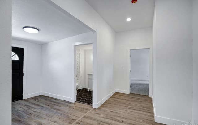 2425  Monterey St, San Antonio, TX 78207 — photo 15