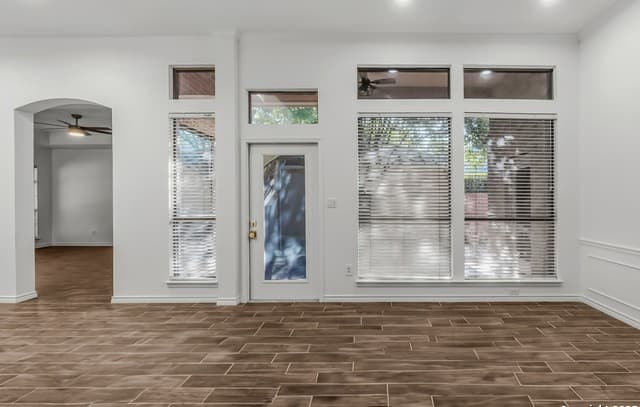 5830  Castle Yard, San Antonio, TX 78218 — photo 13