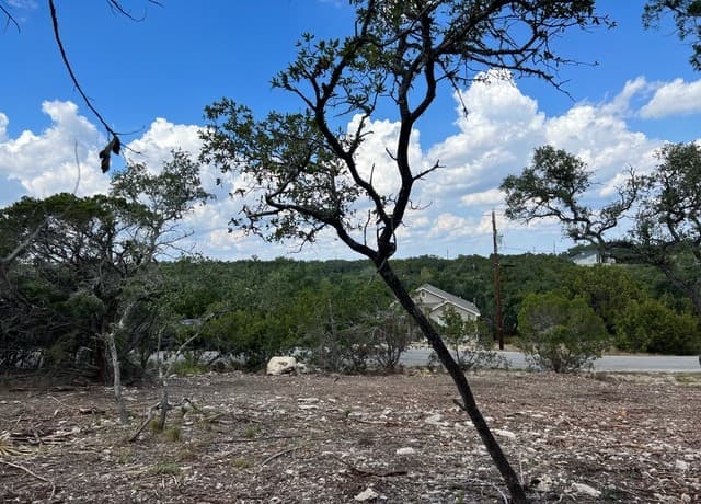 320  Lexington Pass, Canyon Lake, TX 78133 — photo 5