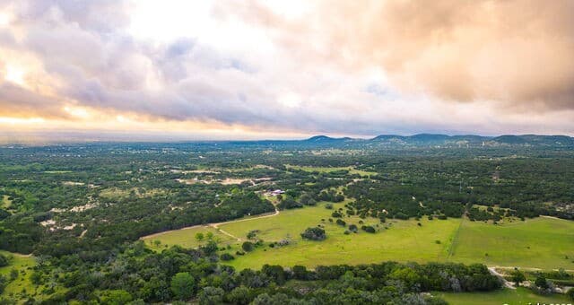2186  Fm 470, Bandera, TX 78003 — photo 13