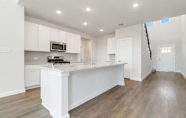 6122  Quiet Oak Place, San Antonio, TX 78219 — photo 10