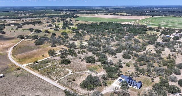 1830  Clear Lake, Poteet, TX 78065 — photo 10