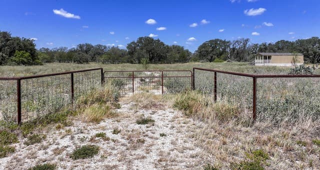 1830  Clear Lake, Poteet, TX 78065 — photo 19
