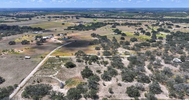 1830  Clear Lake, Poteet, TX 78065 — photo 5