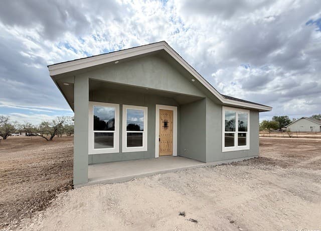 1416 Corgey Rd.