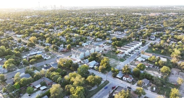 1318  Essex, San Antonio, TX 78210 — photo 11