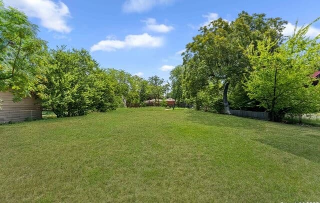 1816  Hays St, San Antonio, TX 78202 — photo 4