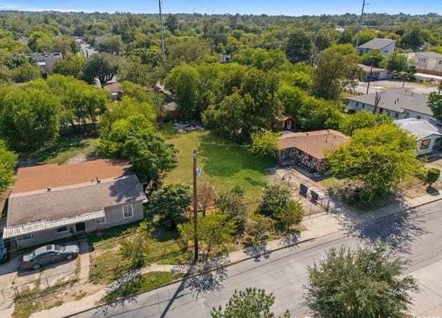 1816  Hays St, San Antonio, TX 78202 — photo 7