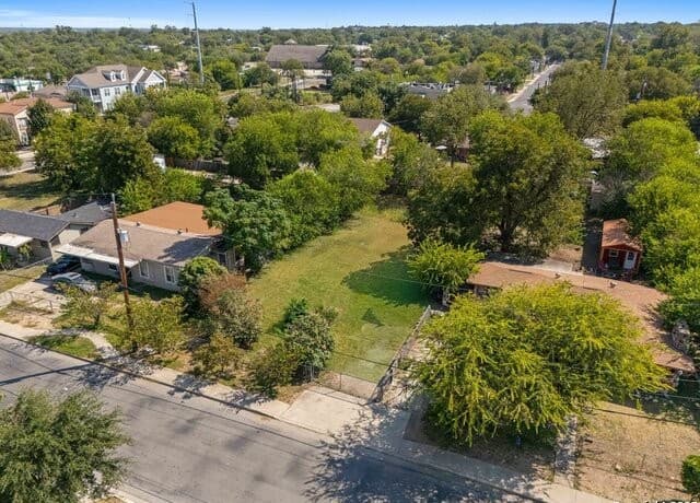 1816  Hays St, San Antonio, TX 78202 — photo 9