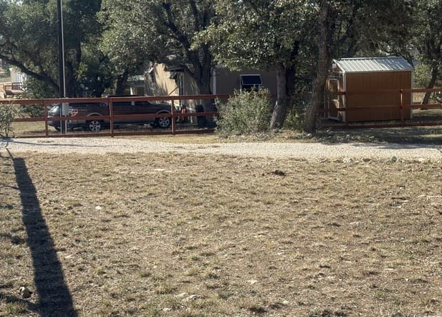 2727  Palomino Springs, Bandera, TX 78003 — photo 2