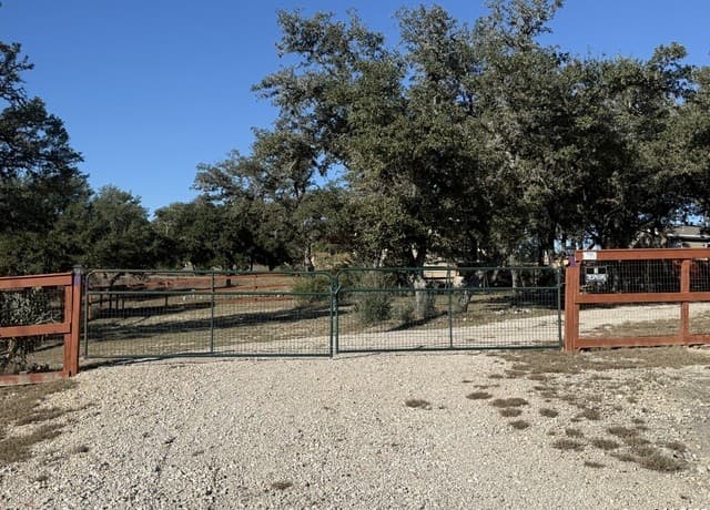 2727  Palomino Springs, Bandera, TX 78003 — photo 5