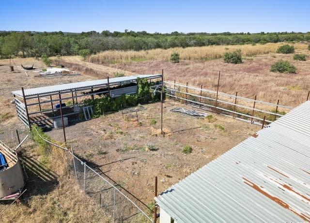 2415  Fm 1518, St Hedwig, TX 78152 — photo 23