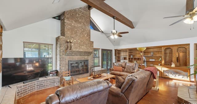 400 W Person, Stockdale, TX 78160 — photo 14