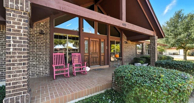 400 W Person, Stockdale, TX 78160 — photo 6