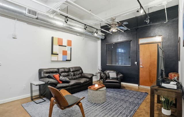 1339 S Flores Unit 105B, San Antonio, TX 78204 — photo 6
