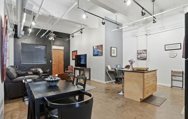 1339 S Flores Unit 105B, San Antonio, TX 78204 — photo 9
