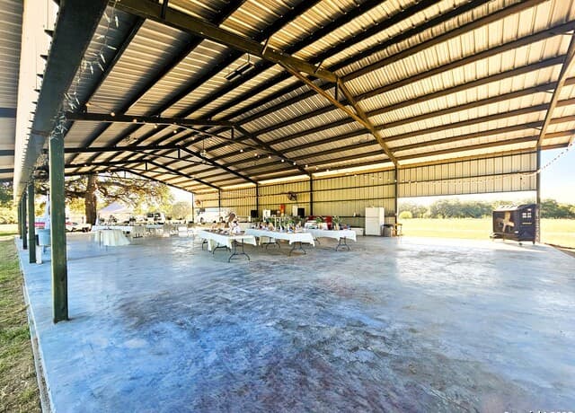 220  County Road 4402, Dilley, TX 78017 — photo 16
