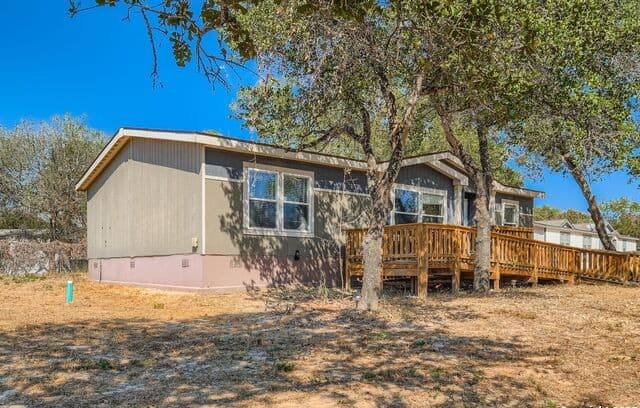 23011  Shady Forest Dr, Elmendorf, TX 78112 — photo 2