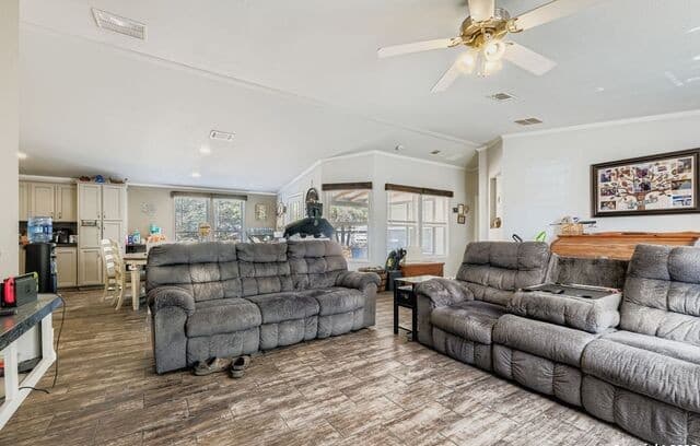 23011  Shady Forest Dr, Elmendorf, TX 78112 — photo 25