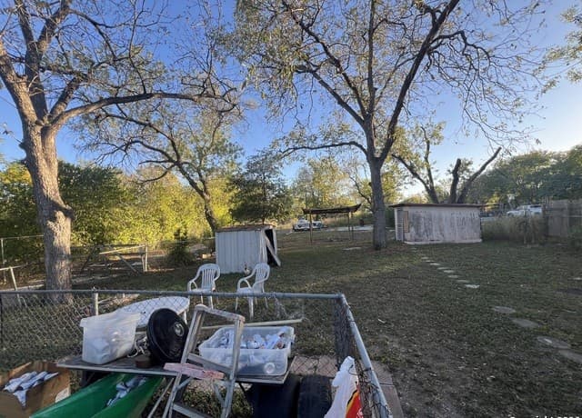 525  Saltillo, San Antonio, TX 78207 — photo 16