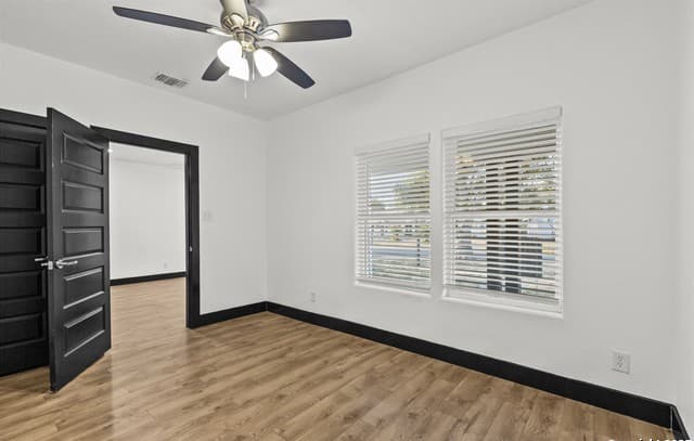 726  E Highland Blvd, San Antonio, TX 78210 — photo 15